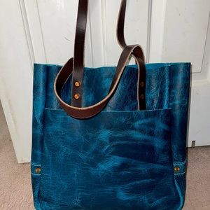 Beautiful KMM & Co carryall in Petrol Blue Bison